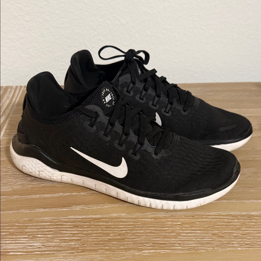 Nike Free Run Black and White Athletic Shoes